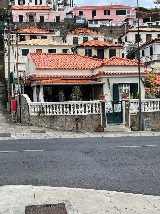 Home & Flower - Private Bedrooms Funchal Exterior photo