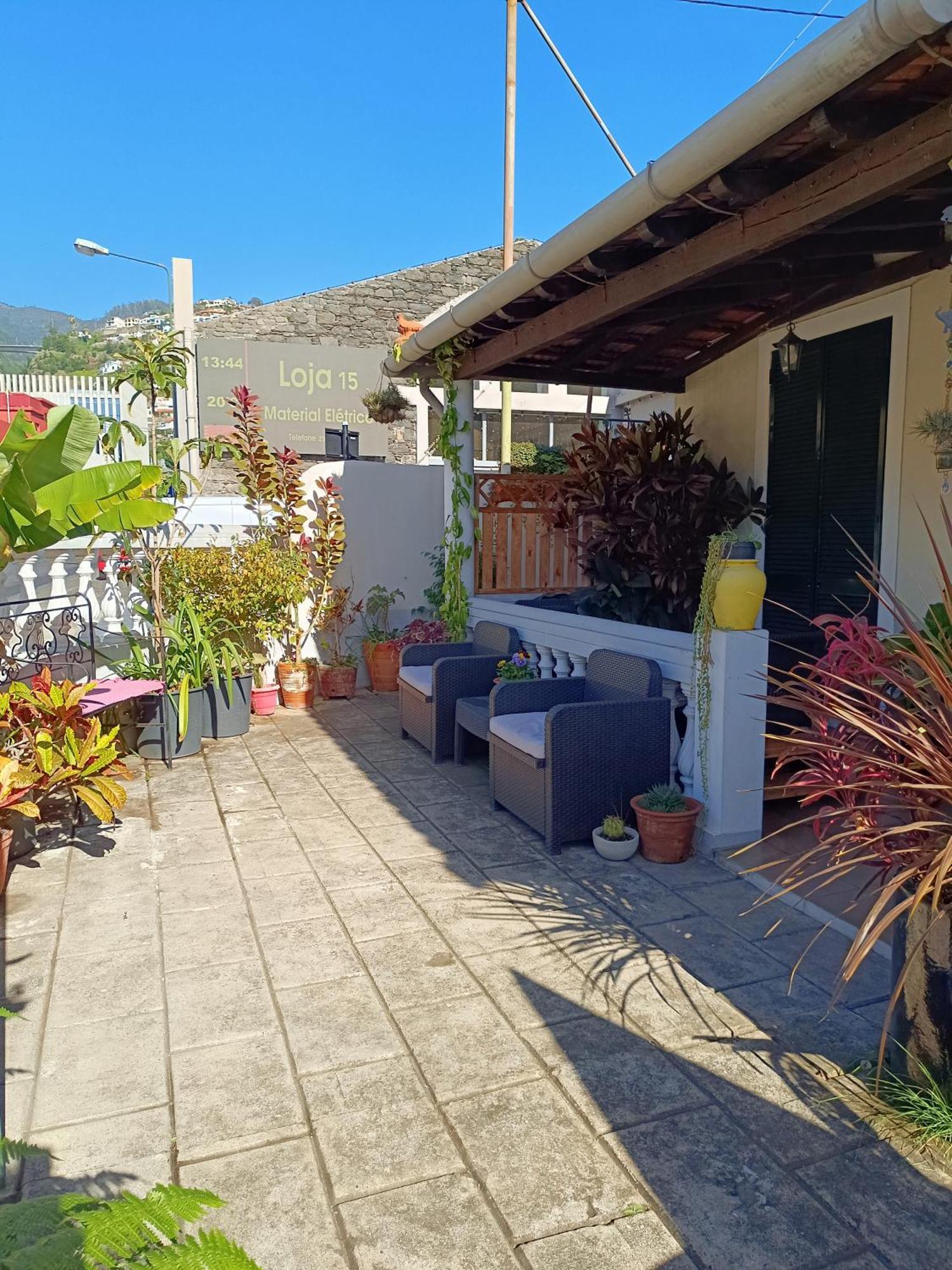 Home & Flower - Private Bedrooms Funchal Exterior photo